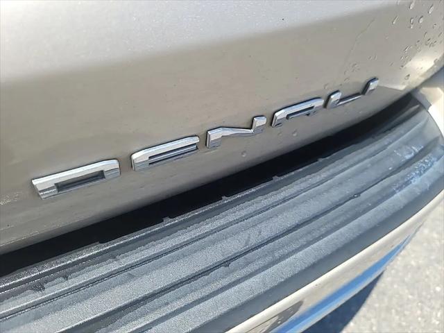 2021 GMC Yukon XL 2WD Denali