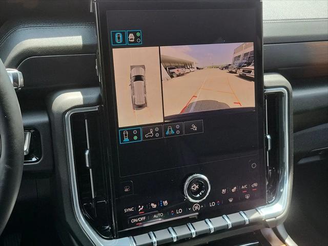 2025 GMC Yukon 4WD Denali