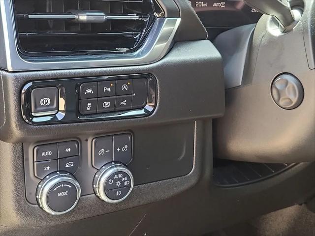 2025 GMC Yukon 4WD Denali