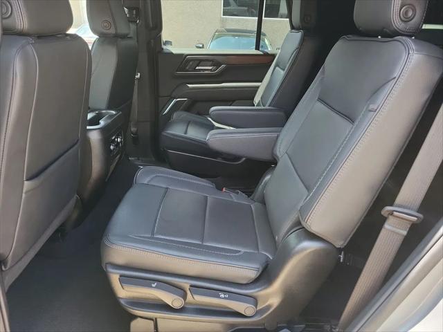 2025 GMC Yukon 4WD Denali