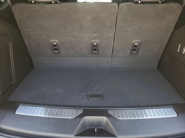 2025 GMC Yukon 4WD Denali