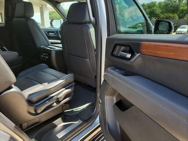 2025 GMC Yukon 4WD Denali