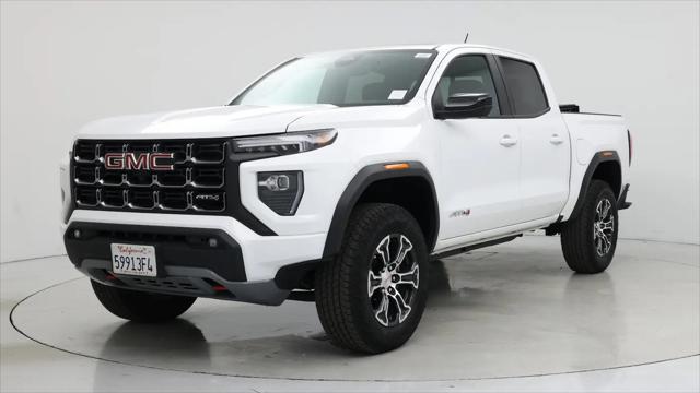 2025 GMC Canyon 4WD AT4