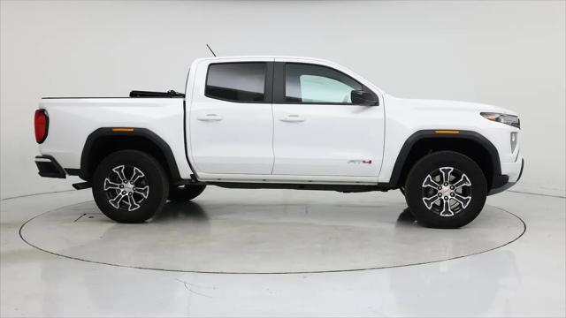 2025 GMC Canyon 4WD AT4