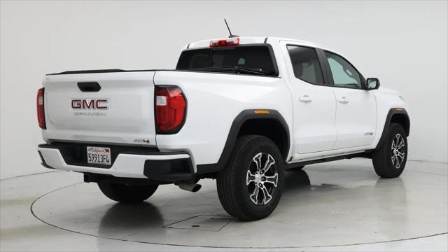 2025 GMC Canyon 4WD AT4