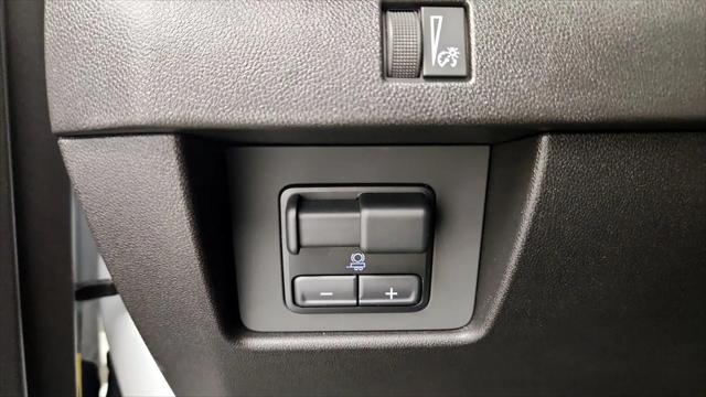 2025 GMC Canyon 4WD AT4