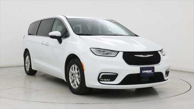 2023 Chrysler Pacifica Touring L for sale in Madison, WI