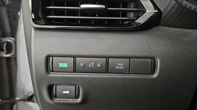 2022 Nissan Sentra SV Xtronic CVT