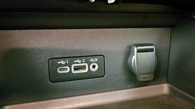 2022 Nissan Sentra SV Xtronic CVT