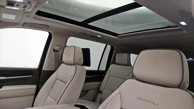 2021 GMC Yukon XL 4WD Denali