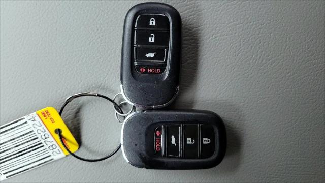 2023 Honda Pilot AWD LX
