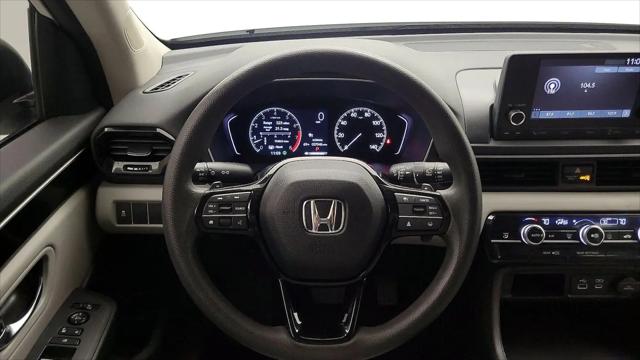 2023 Honda Pilot AWD LX