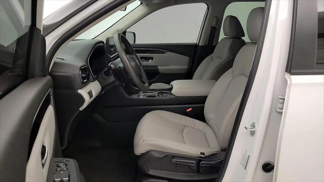 2023 Honda Pilot AWD LX