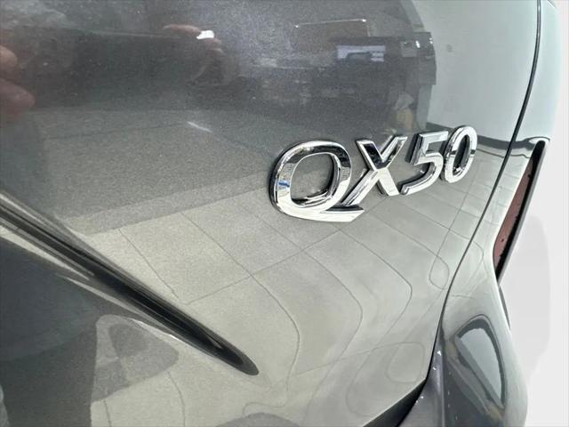 2023 INFINITI QX50 LUXE