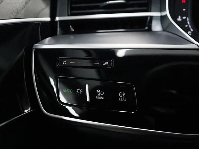 2025 Audi A8 L 55 TFSI quattro Tiptronic