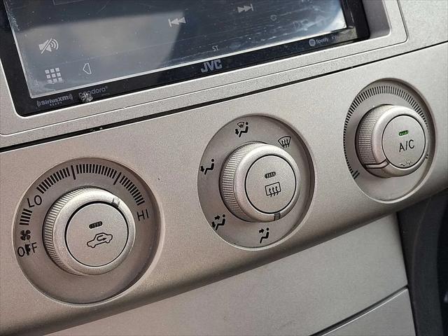 2005 Toyota Camry SE Sport