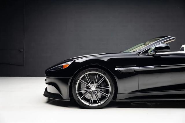 2014 Aston Martin Vanquish Volante