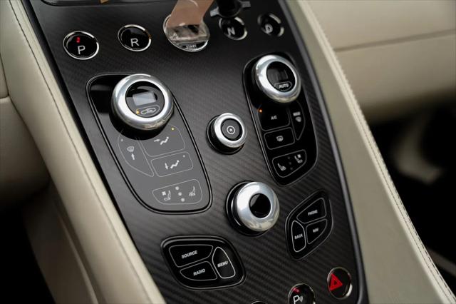 2014 Aston Martin Vanquish Volante
