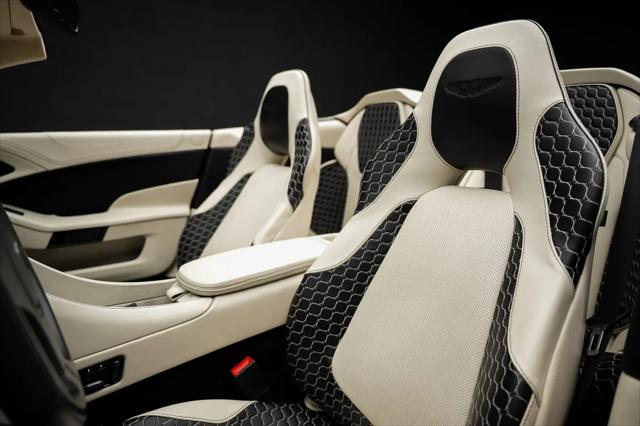 2014 Aston Martin Vanquish Volante
