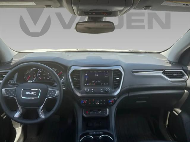2023 GMC Acadia AWD AT4