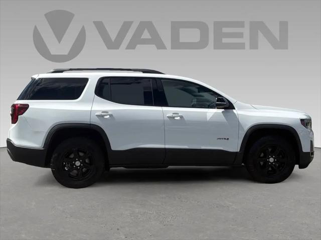 2023 GMC Acadia AWD AT4