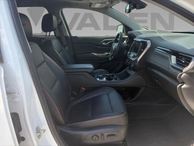 2023 GMC Acadia AWD AT4