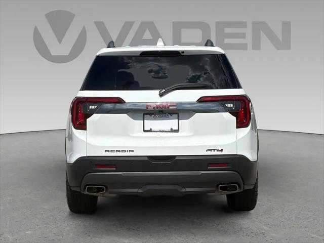 2023 GMC Acadia AWD AT4