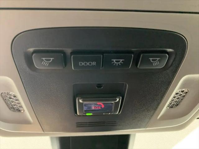2023 Toyota Camry XLE Hybrid