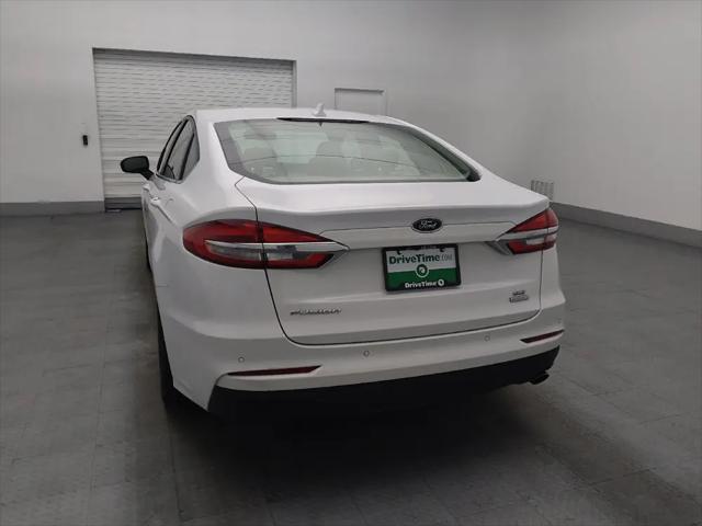 2020 Ford Fusion SE