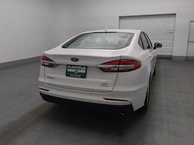 2020 Ford Fusion SE