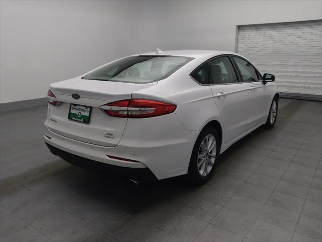 2020 Ford Fusion SE