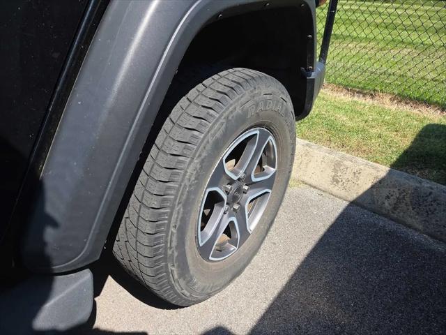 2020 Jeep Wrangler Black and Tan 4x4