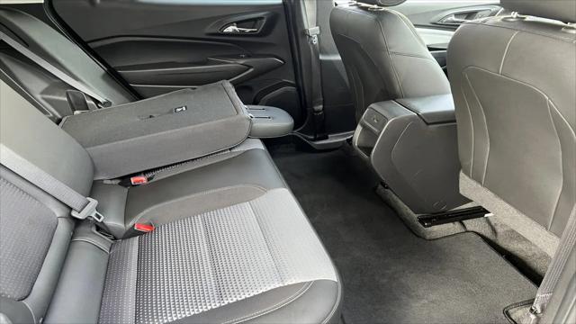 2025 Chevrolet Trax FWD LT