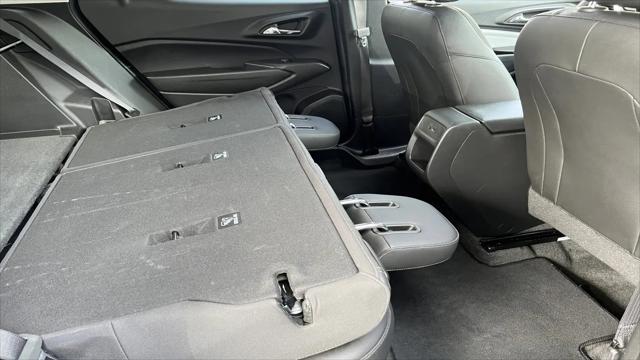 2025 Chevrolet Trax FWD LT