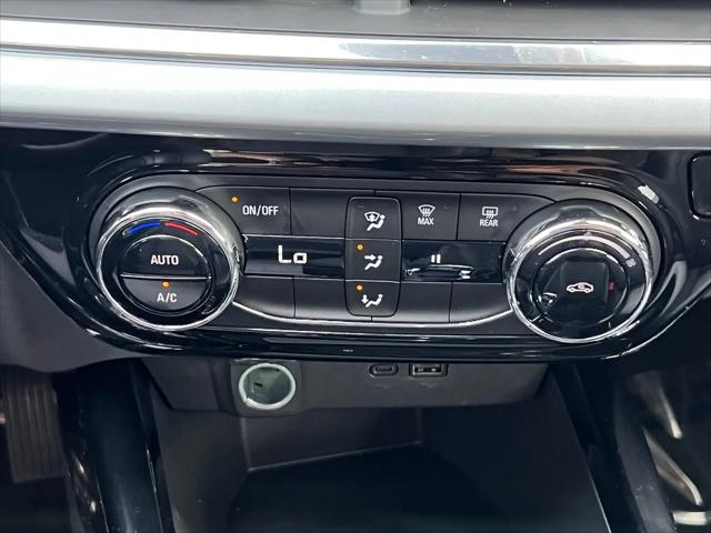 2025 Chevrolet Trax FWD LT