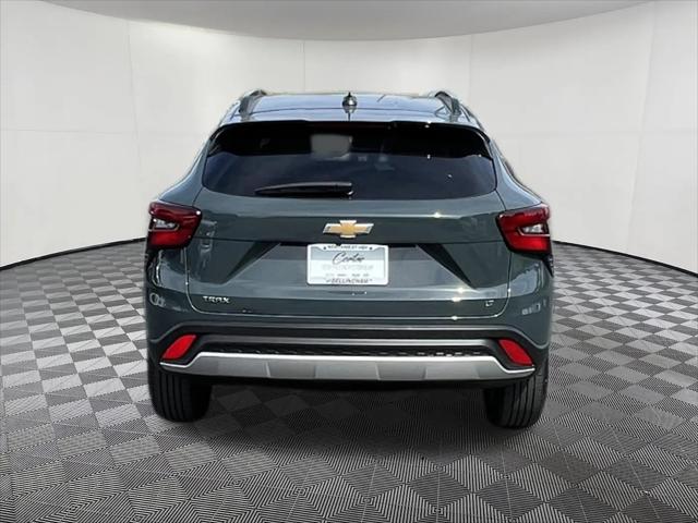 2025 Chevrolet Trax FWD LT