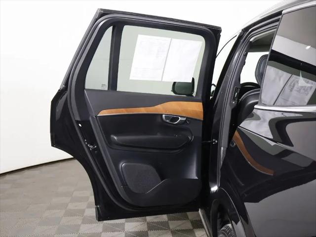 2024 Volvo XC90 B6 Plus Bright Theme 7-Seater