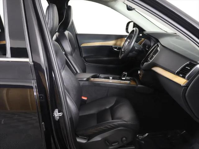 2024 Volvo XC90 B6 Plus Bright Theme 7-Seater