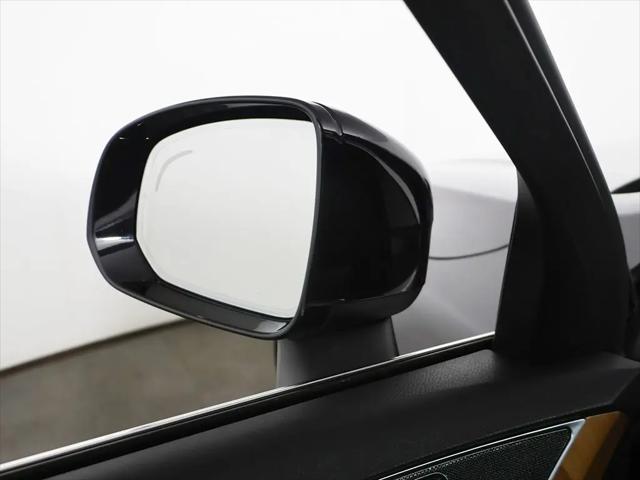 2024 Volvo XC90 B6 Plus Bright Theme 7-Seater
