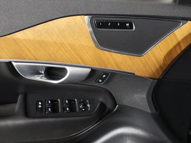 2024 Volvo XC90 B6 Plus Bright Theme 7-Seater