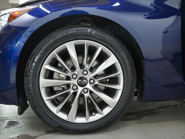 2023 INFINITI Q50 LUXE AWD