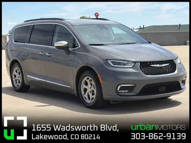 2023 Chrysler Pacifica Limited for sale in Lakewood, CO