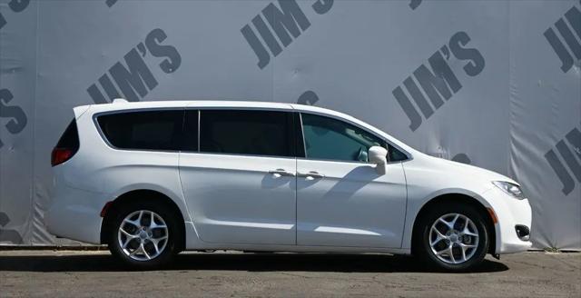 2020 Chrysler Pacifica Touring