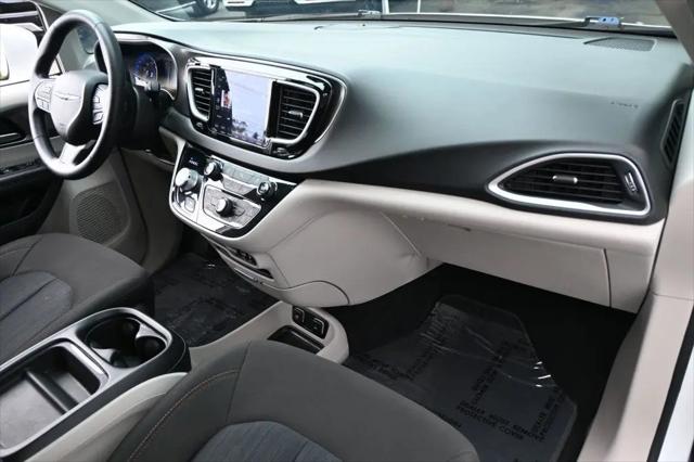 2020 Chrysler Pacifica Touring