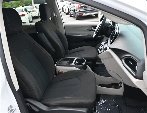 2020 Chrysler Pacifica Touring
