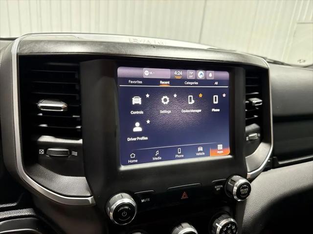 2022 Ram 1500 Lone Star Quad Cab 4x4 6'4" Box