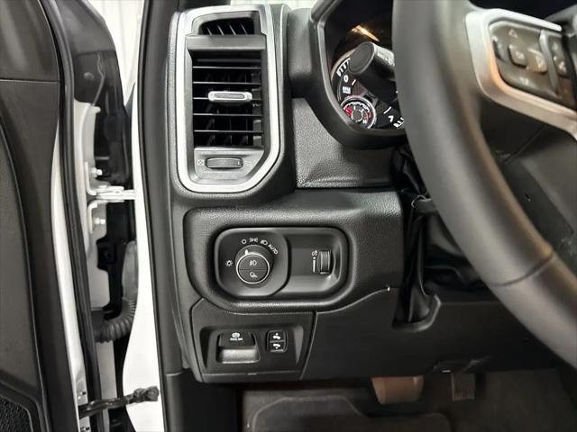 2022 Ram 1500 Lone Star Quad Cab 4x4 6'4" Box