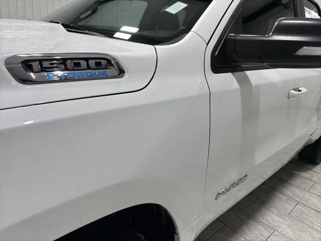 2022 Ram 1500 Lone Star Quad Cab 4x4 6'4" Box