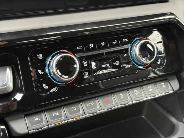 2025 GMC Sierra 1500 4WD Crew Cab Short Box AT4X