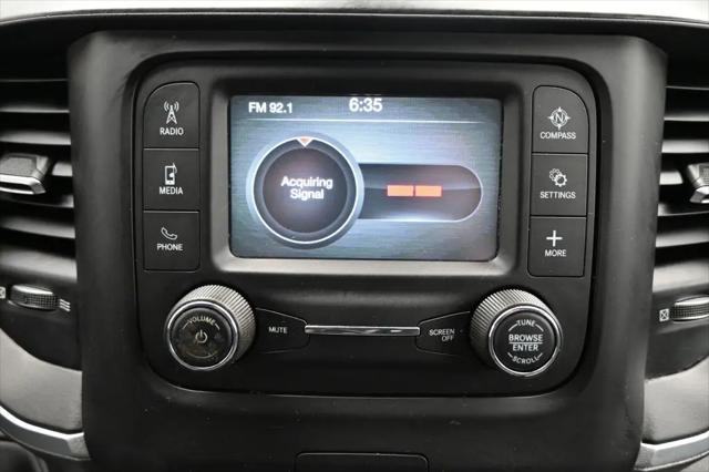 2019 Ram 1500 Big Horn/Lone Star Crew Cab 4x4 5'7" Box